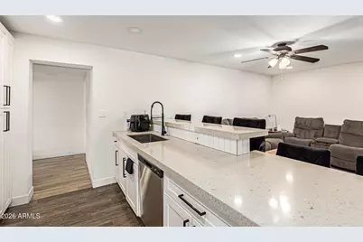 11430 N 37th Avenue, Phoenix, AZ 85029 - Photo 7