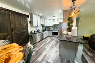 9009 E Gary Ln, Mesa, AZ 85207 - Photo 5