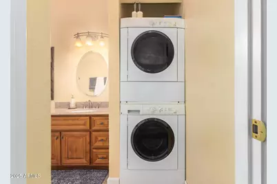 1820 E Morten Avenue #214, Phoenix, AZ 85020 - Photo 13