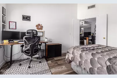 1820 E Morten Avenue #214, Phoenix, AZ 85020 - Photo 11