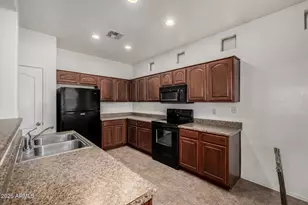 2854 S Peel Dr, Gilbert, AZ 85295 - Photo 15