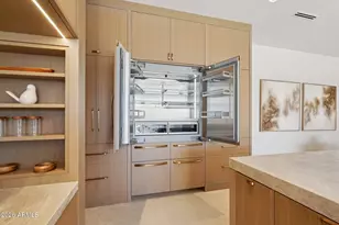 5761 N Echo Canyon Cir, Phoenix, AZ 85018 - Photo 19