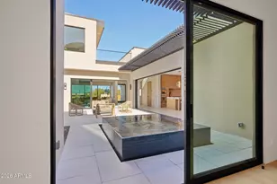 5761 N Echo Canyon Cir, Phoenix, AZ 85018 - Photo 37