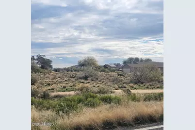 22145 W Mira Vista -- #62, Congress, AZ 85332 - Photo 3