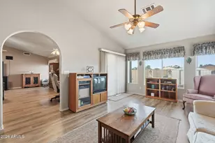 10744 W Echo Ln, Peoria, AZ 85345 - Photo 13