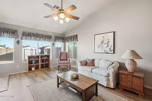 10744 W Echo Ln, Peoria, AZ 85345 - Photo 9