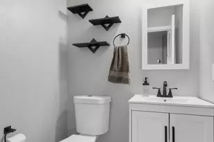 1811 W Wisteria Dr, Chandler, AZ 85248 - Photo 15