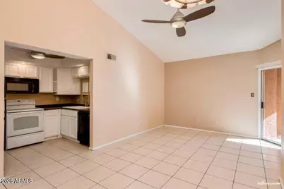 1402 S Jentilly Lane #Unit 205, Tempe, AZ 85281 - Photo 5