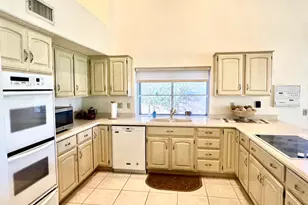 11014 E Flintlock Ct, Sun Lakes, AZ 85248 - Photo 7