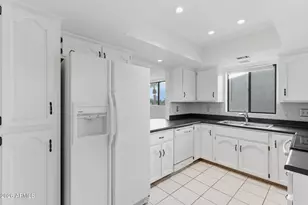 7061 E Broadway Rd, Mesa, AZ 85208 - Photo 15