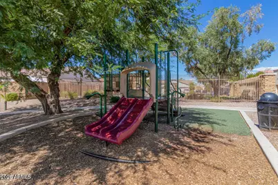 10823 N 70th Avenue, Peoria, AZ 85345 - Photo 19