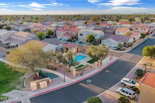 10823 N 70th Ave, Peoria, AZ 85345 - Photo 23