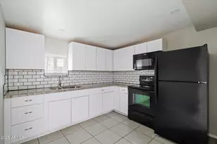 703 W 1st St, Mesa, AZ 85201 - Photo 5