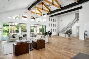 8144 E Del Barquero Dr, Scottsdale, AZ 85258 - Photo 5