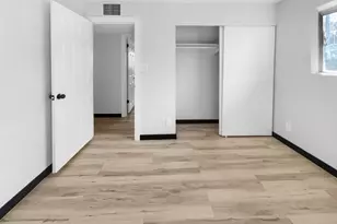 8641 N 37th Ave, Phoenix, AZ 85051 - Photo 9