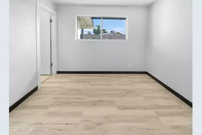 8641 N 37th Avenue, Phoenix, AZ 85051 - Photo 19