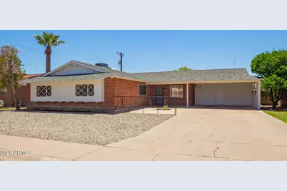 3913 W Krall Street, Phoenix, AZ 85019 - Photo 1