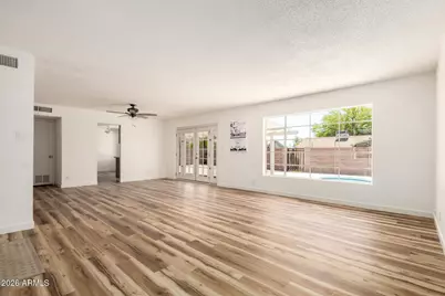 3913 W Krall Street, Phoenix, AZ 85019 - Photo 13