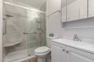 8030 N 32nd Ln, Phoenix, AZ 85051 - Photo 15