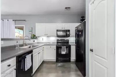 10643 N 70th Drive, Peoria, AZ 85345 - Photo 11