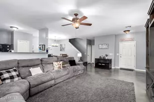 10643 N 70th Dr, Peoria, AZ 85345 - Photo 7