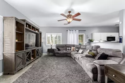 10643 N 70th Drive, Peoria, AZ 85345 - Photo 5