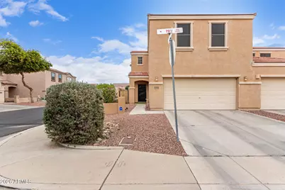 10643 N 70th Drive, Peoria, AZ 85345 - Photo 1