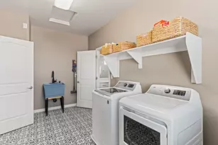 18331 W Clinton St, Surprise, AZ 85388 - Photo 41