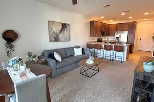 2511 W Queen Creek Rd, Chandler, AZ 85248 - Photo 5