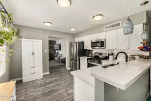 2031 W Dahlia Dr, Phoenix, AZ 85029 - Photo 7