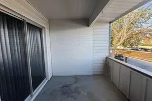 2557 W Rose Ln, Phoenix, AZ 85017 - Photo 15