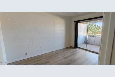 2557 W Rose Lane #204, Phoenix, AZ 85017 - Photo 9