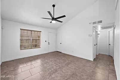 8955 W Loma Lane, Peoria, AZ 85345 - Photo 5