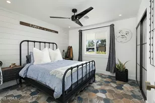 1152 E Malibu Dr, Tempe, AZ 85282 - Photo 17