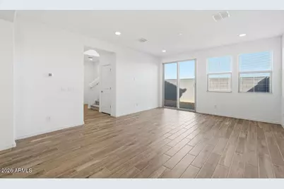 10050 W Piccadilly Road, Avondale, AZ 85392 - Photo 11