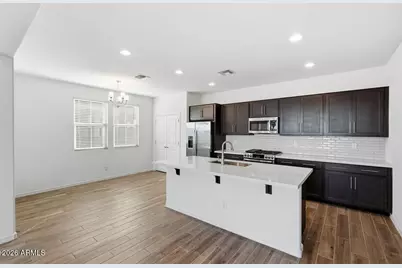 10050 W Piccadilly Road, Avondale, AZ 85392 - Photo 9