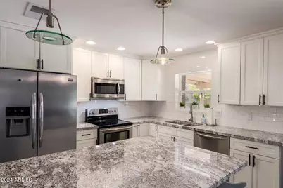 2350 N 55th Street, Phoenix, AZ 85008 - Photo 1