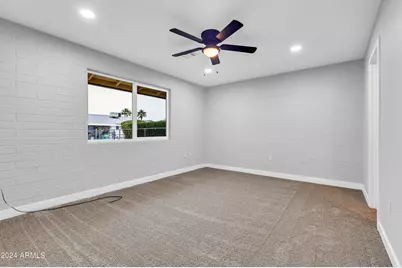 10602 W Cumberland Drive, Sun City, AZ 85351 - Photo 17