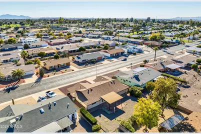 10602 W Cumberland Drive, Sun City, AZ 85351 - Photo 29
