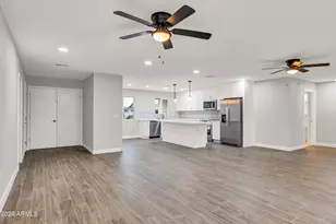 10602 W Cumberland Dr, Sun City, AZ 85351 - Photo 9