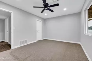 10602 W Cumberland Dr, Sun City, AZ 85351 - Photo 15