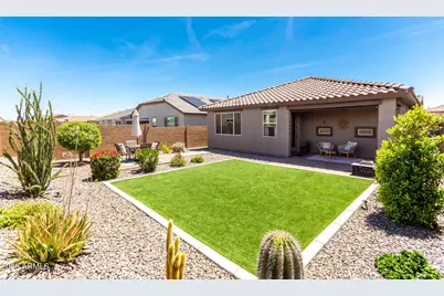 19414 W Highland Avenue, Litchfield Park, AZ 85340 - Photo 3