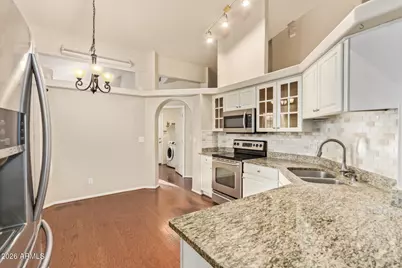 517 S Paradise Drive, Gilbert, AZ 85233 - Photo 15