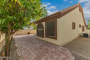 517 S Paradise Dr, Gilbert, AZ 85233 - Photo 37