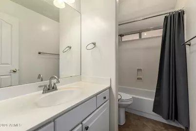 517 S Paradise Drive, Gilbert, AZ 85233 - Photo 27