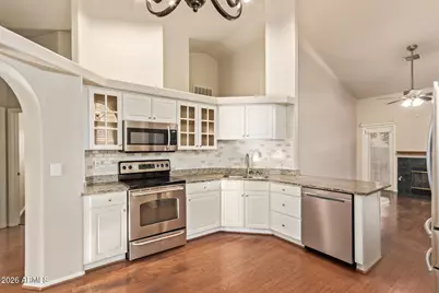 517 S Paradise Drive, Gilbert, AZ 85233 - Photo 17