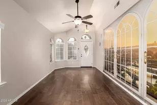 517 S Paradise Dr, Gilbert, AZ 85233 - Photo 7