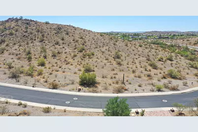 17741 W Estes Way #31, Goodyear, AZ 85338 - Photo 9