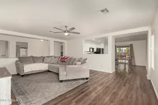 8806 S 9th St, Phoenix, AZ 85042 - Photo 5