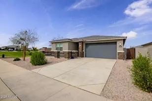 15896 W Desert Hollow Dr, Surprise, AZ 85387 - Photo 3